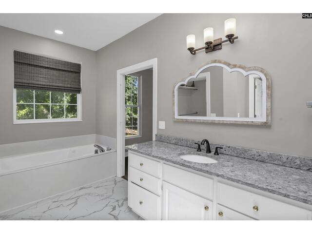 Photo of 421 Dutchman Shores Circle