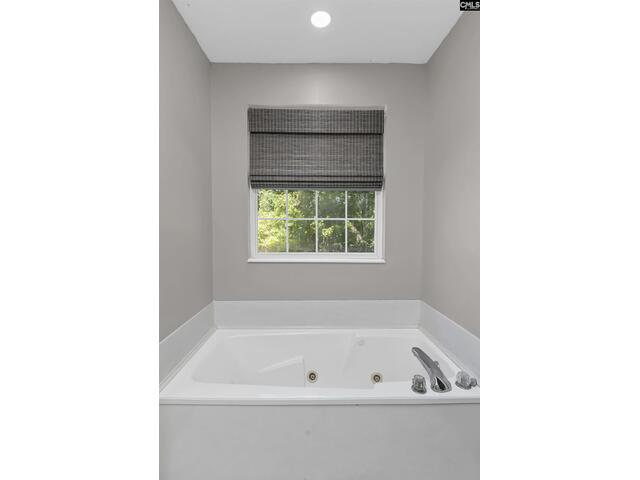 Photo of 421 Dutchman Shores Circle