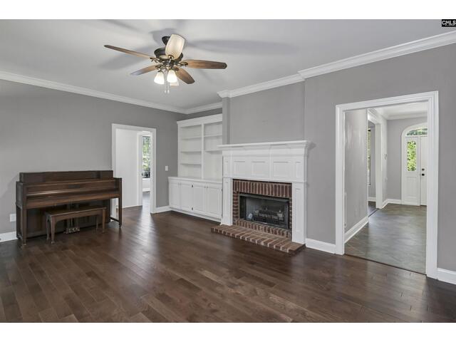 Photo of 421 Dutchman Shores Circle