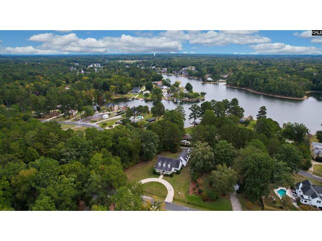 Photo of 421 Dutchman Shores Circle