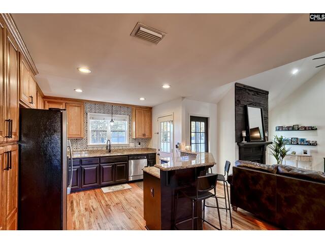 Photo of 193 Southern Oak Drive