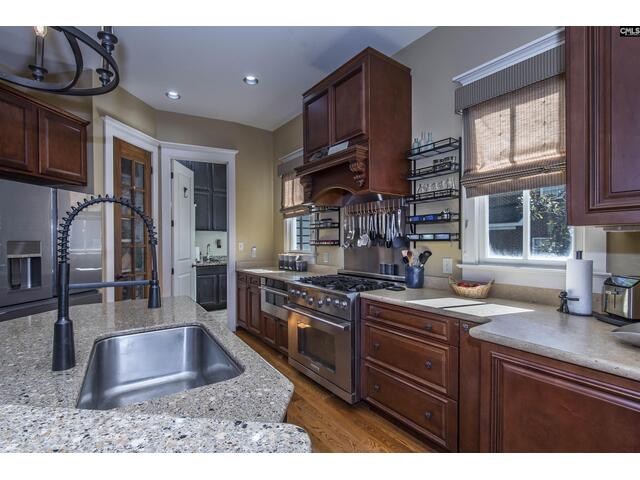 Photo of 2 Beacon Point Court