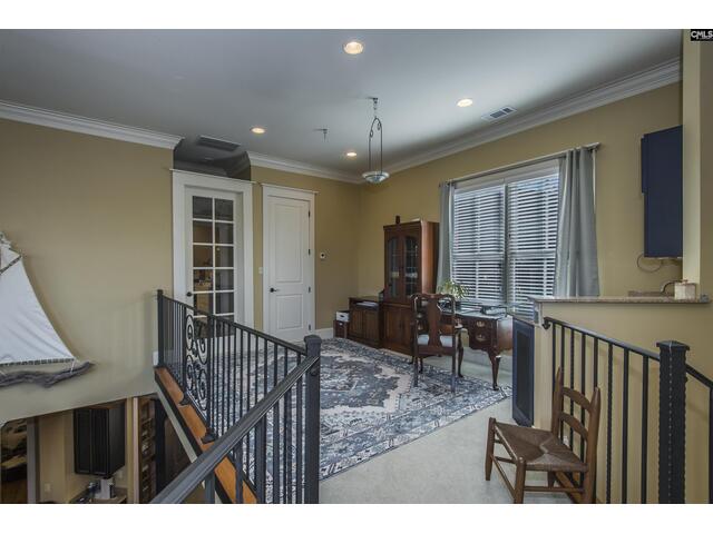 Photo of 2 Beacon Point Court