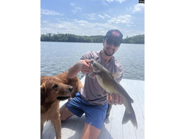 Photo of 575 Lakeview Road