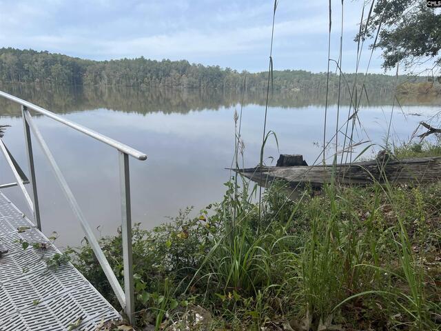 Photo of 575 Lakeview Road