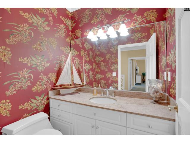 Photo of 327 Regatta Road