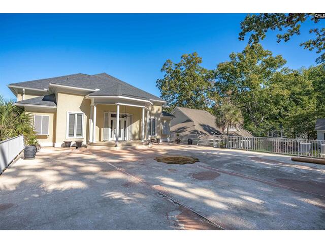 Photo of 327 Regatta Road