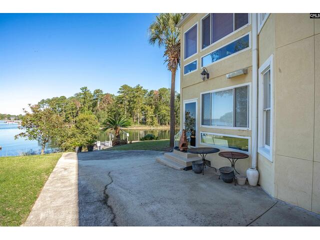 Photo of 327 Regatta Road