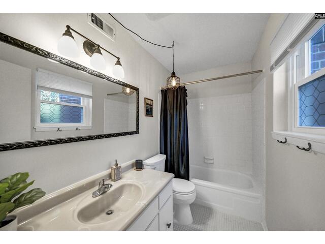 Photo of 1100 Skyland Drive