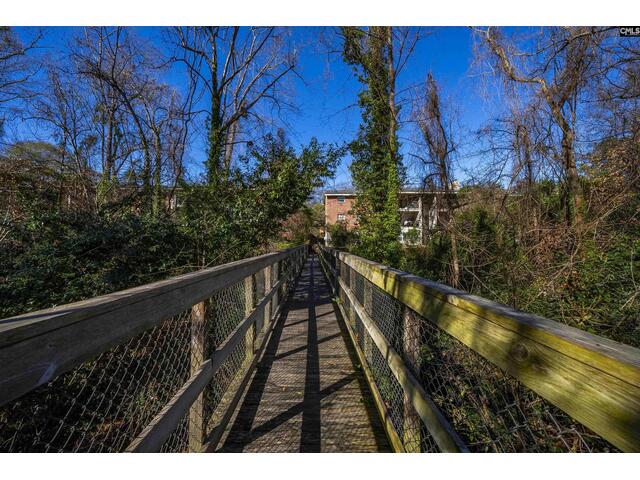 Photo of 1100 Skyland Drive