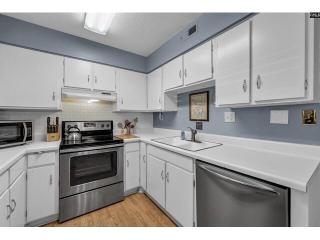 Photo of 1100 Skyland Drive