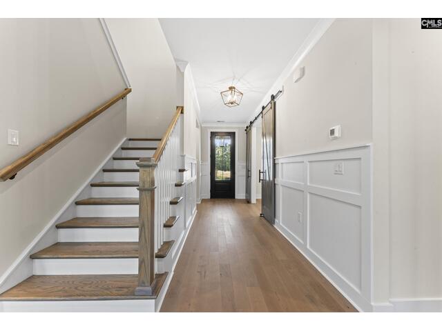 Photo of 2033 Fairway View