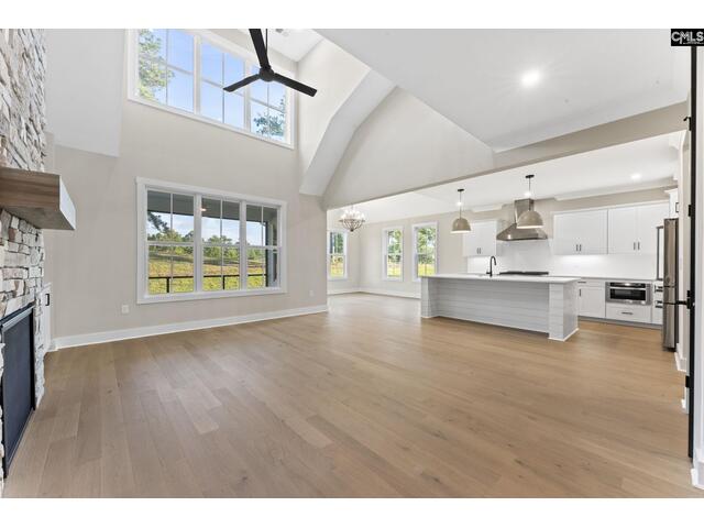 Photo of 2033 Fairway View