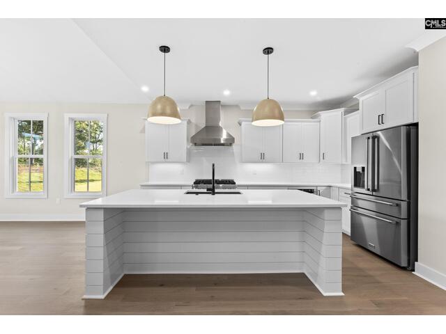 Photo of 2033 Fairway View