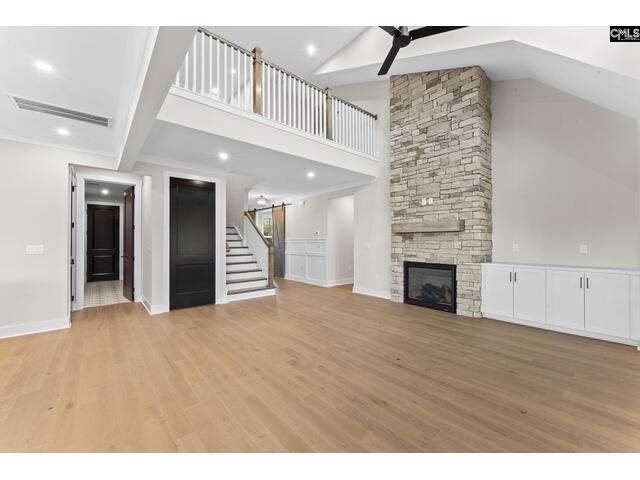 Photo of 2033 Fairway View