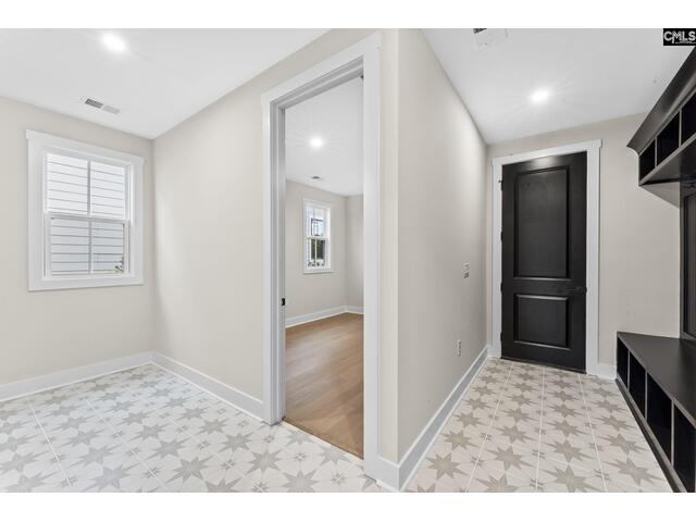 Photo of 2033 Fairway View