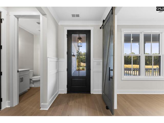 Photo of 2033 Fairway View