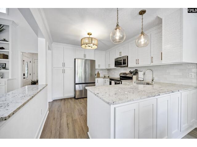 Photo of 131 Leeward Road Photo of 131 Leeward Road