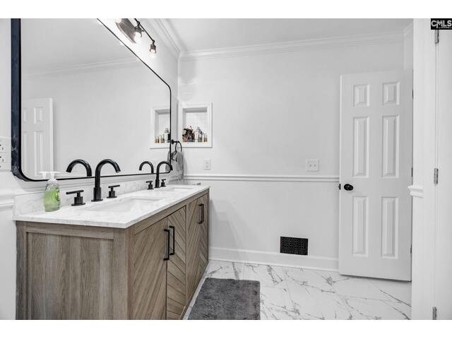 Photo of 131 Leeward Road Photo of 131 Leeward Road