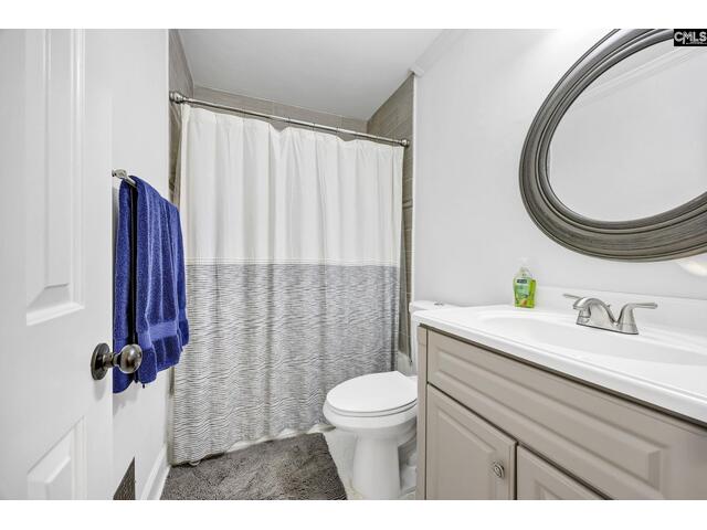 Photo of 131 Leeward Road Photo of 131 Leeward Road