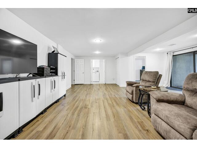 Photo of 131 Leeward Road Photo of 131 Leeward Road
