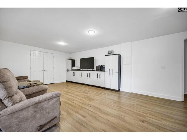 Photo of 131 Leeward Road Photo of 131 Leeward Road