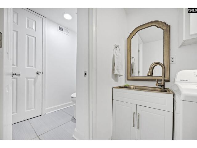 Photo of 131 Leeward Road Photo of 131 Leeward Road