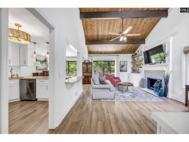 Photo of 131 Leeward Road Photo of 131 Leeward Road