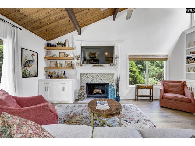 Photo of 131 Leeward Road Photo of 131 Leeward Road