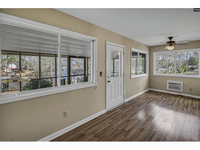 Photo of 128 N Wonder Drive