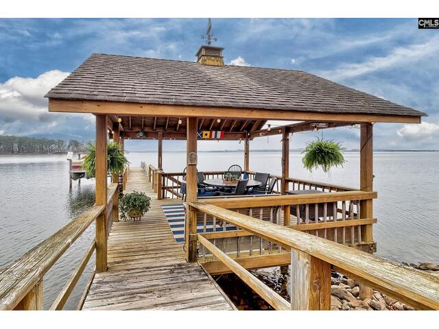 Photo of 215 Westridge Court