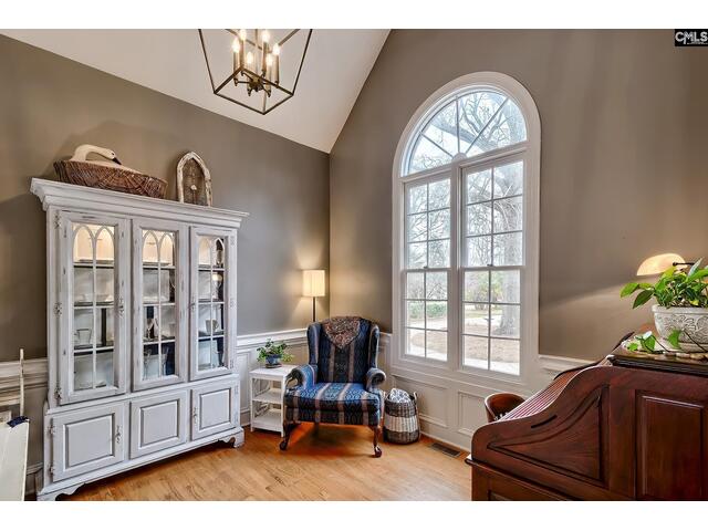 Photo of 215 Westridge Court