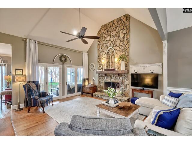 Photo of 215 Westridge Court