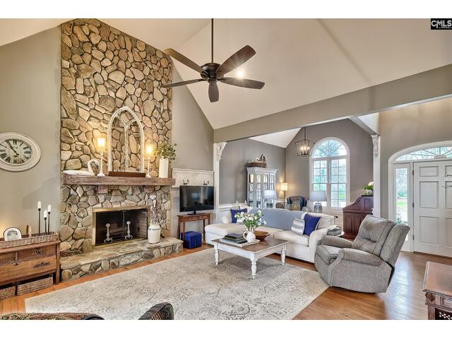 Photo of 215 Westridge Court