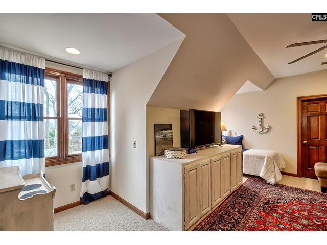 Photo of 215 Westridge Court