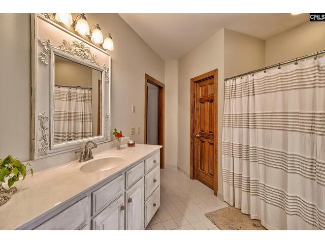 Photo of 215 Westridge Court