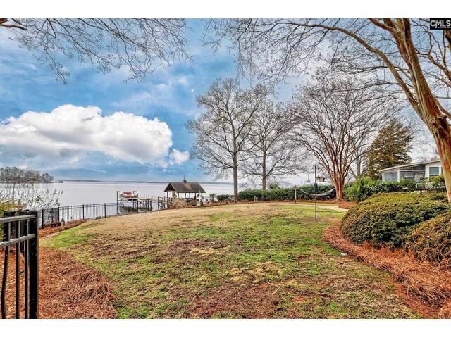 Photo of 215 Westridge Court