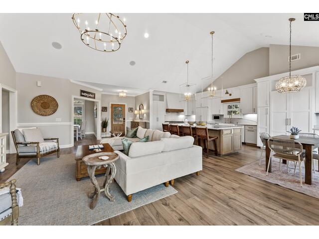 Photo of 620 Catamaran Court