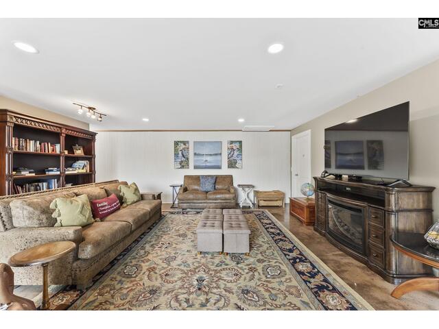 Photo of 620 Catamaran Court