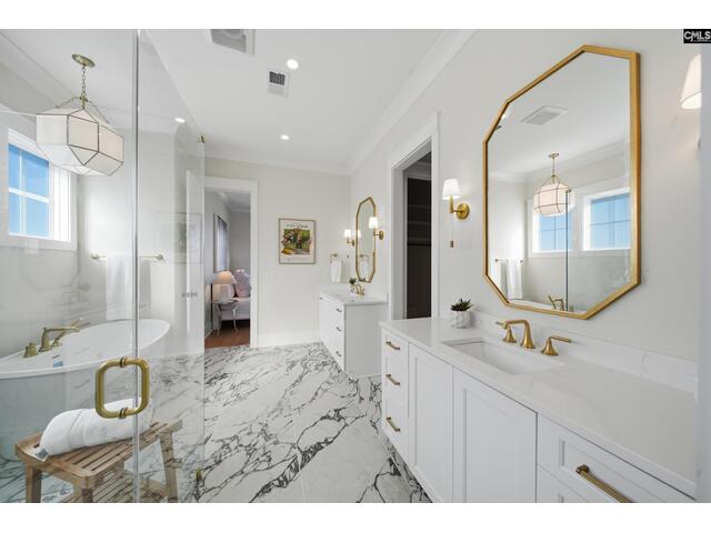 Photo of 317 Regatta Road