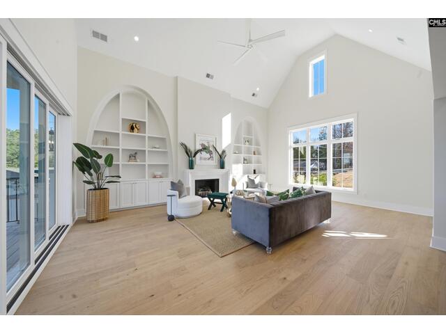 Photo of 317 Regatta Road