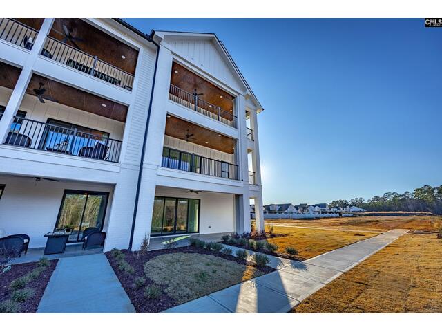 Photo of 1318 Long Grove Way