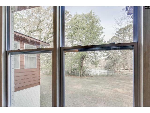 Photo of 7905 Castleton Lane
