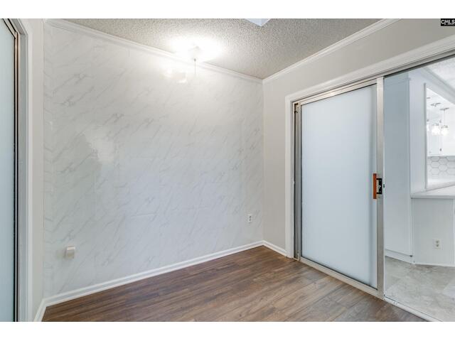 Photo of 7905 Castleton Lane
