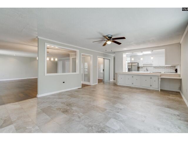 Photo of 7905 Castleton Lane