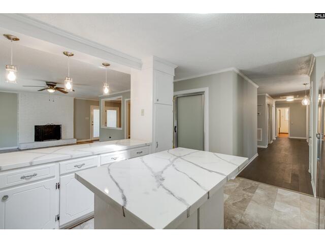 Photo of 7905 Castleton Lane