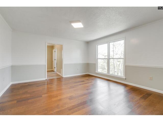 Photo of 7905 Castleton Lane