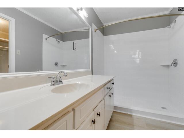 Photo of 7905 Castleton Lane