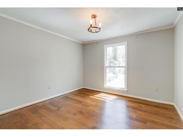 Photo of 7905 Castleton Lane