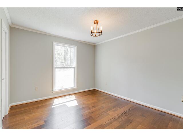 Photo of 7905 Castleton Lane